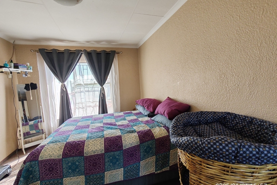 1 Bedroom Property for Sale in Edge On the Vaal Free State